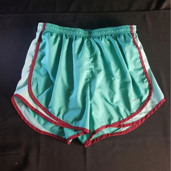 Nike Tempo‎ Running Shorts Women’s Small - Picture 1 of 6